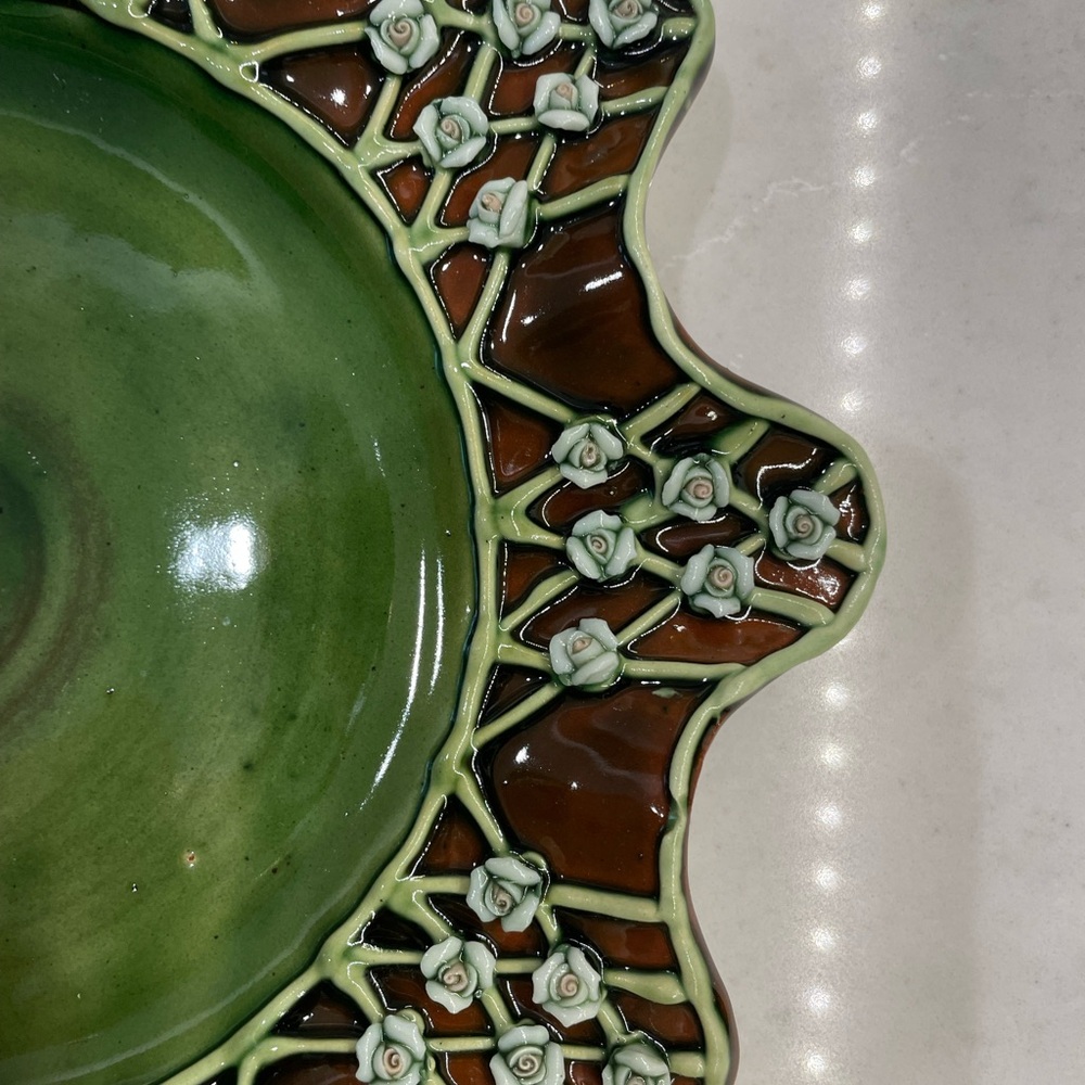 MacKenzie-Childs Retired Wittika Pickles (Green) Plate with Raised Flowers - Picture 3 of 5